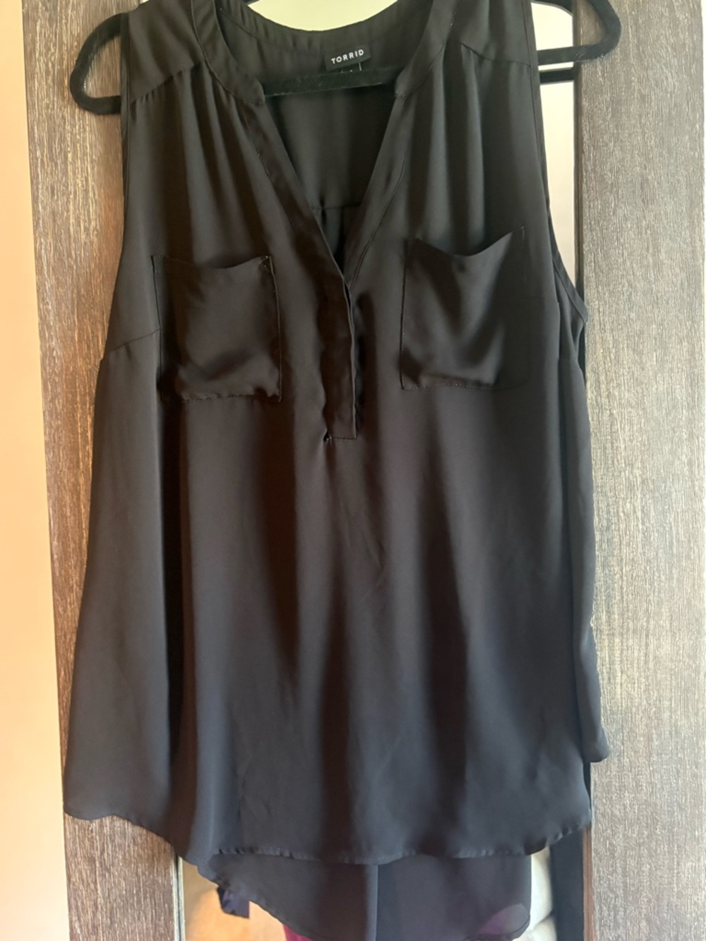torrid Black V-Neck Sleeveless Pocket Camisole